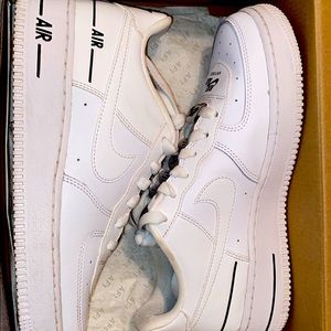 Nike Air Force 1